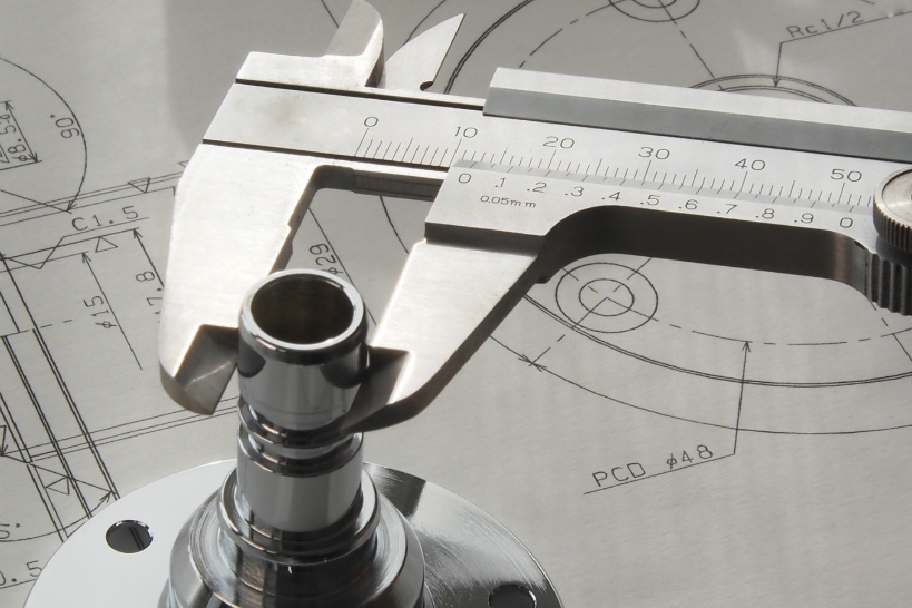 半導体の精密加工。ナノ・ミクロンサイズの加工が必要