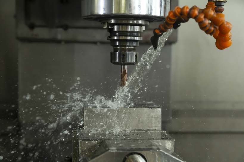 半導体部品の機械加工は切削が一般的な理由