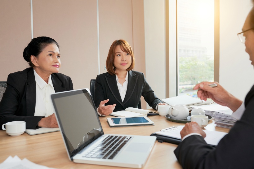 依頼する会社の担当者の人柄も重要な要素