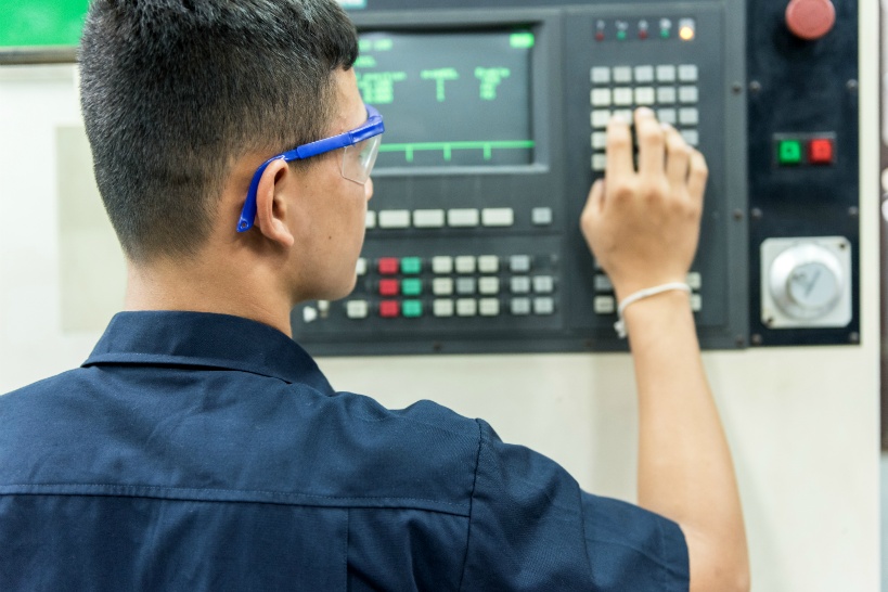 マシニングセンタ加工が難しいとされる理由と失敗が多い背景