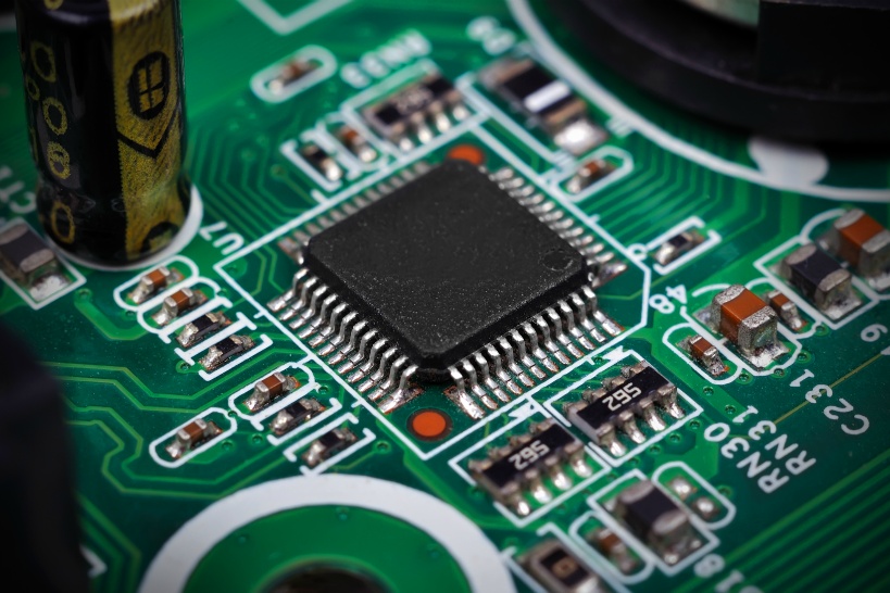 世界的な半導体不足と電子部品の価格高騰(素材インフレ)