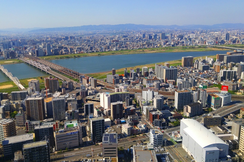 大阪で樹脂の切削加工業者を探すのは難しい?